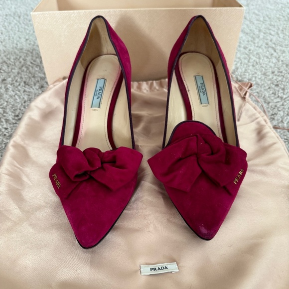 Prada AUTHENTIC Magenta Suede Pumps - Picture 1 of 11